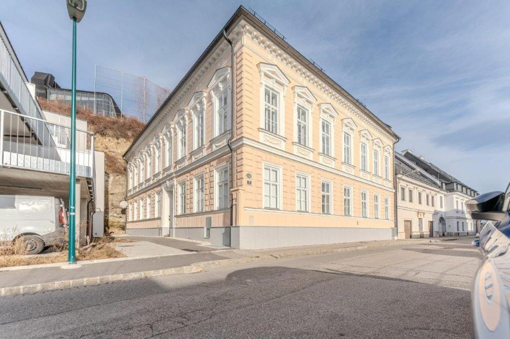 Deluxe Apartments Near The Center Krems an der Donau Exterior foto