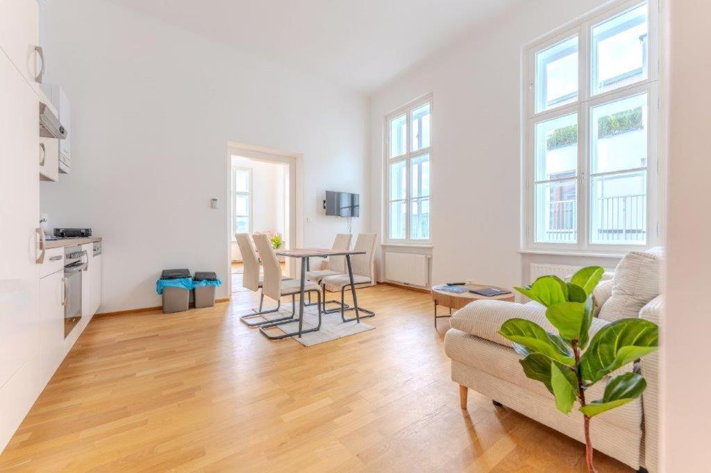 Deluxe Apartments Near The Center Krems an der Donau Exterior foto