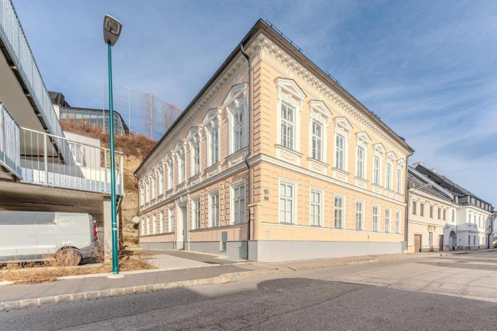 Deluxe Apartments Near The Center Krems an der Donau Exterior foto